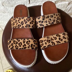 mia.. cute and comfortable